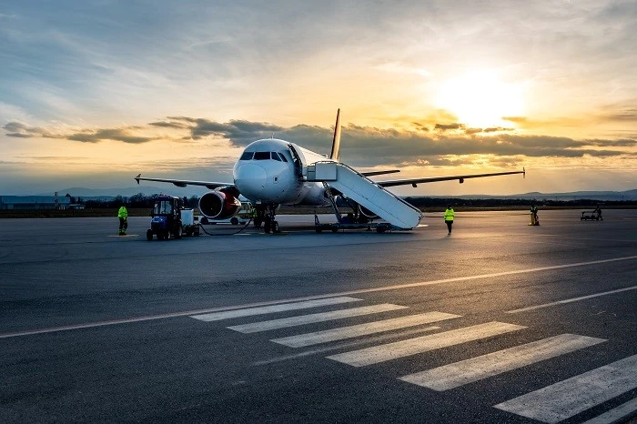 https://www.crazytop5.com/storage/blogimages/airlines.webp